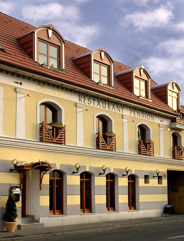 Hangya Panzio Es Etterem Csepreg Экстерьер фото
